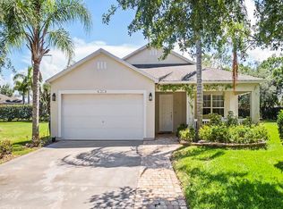 1067 S 13th Sq, Vero Beach, FL 32960