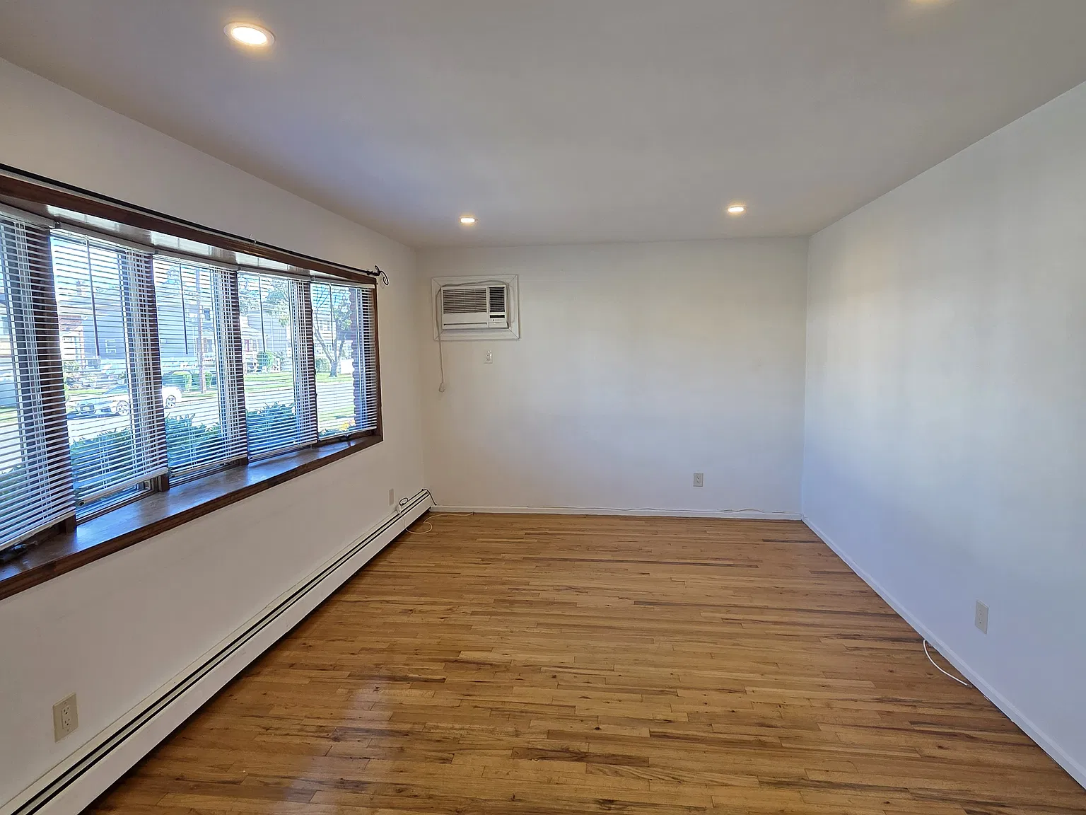 1 bed, 520 sqft, $2,000 — Photo 2