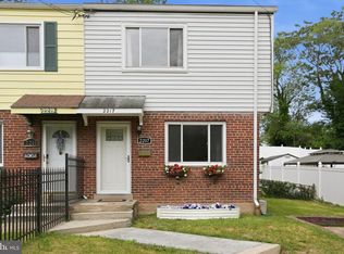 2217 Lakewood St, Suitland, MD 20746