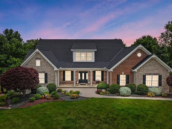 4th image of 24 Saint Andrews Dr