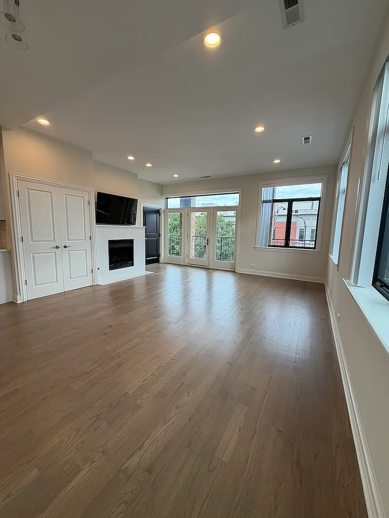 2 bed, 1450 sqft, $4,500 — Photo 3