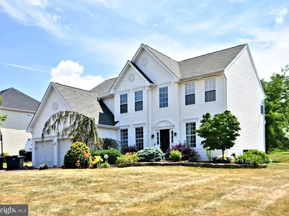 498 Windy Hill Rd, Gilbertsville, PA 19525
