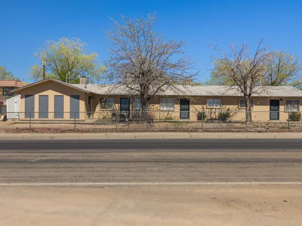 545 Dallas St SE, Albuquerque, NM 87108