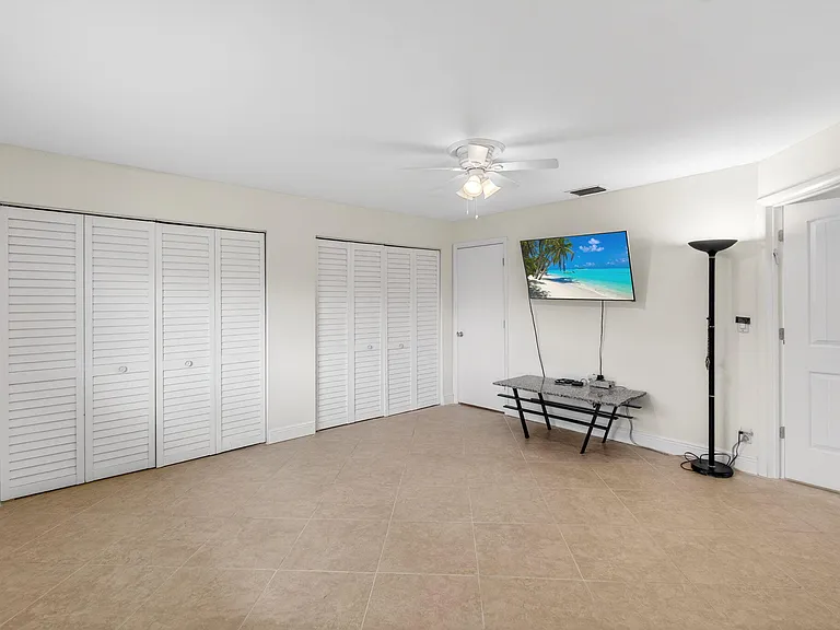 6038 Lasalle Rd — Photo 34