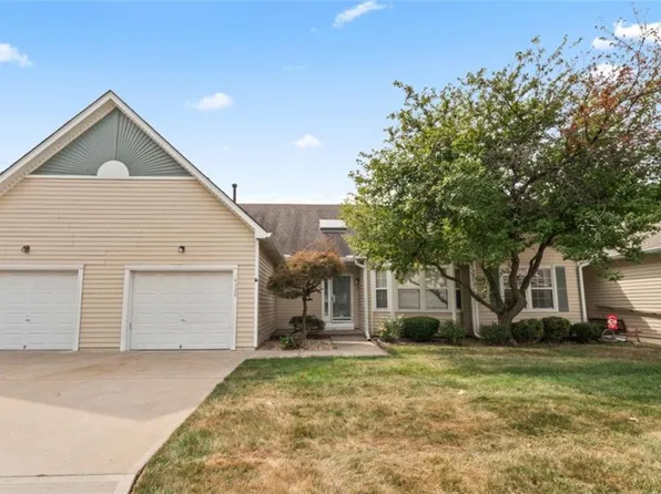 4326 S Milton Dr, Independence, MO 64055