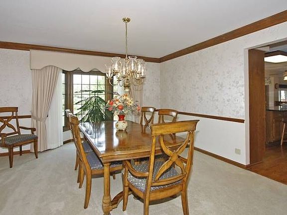 Spacious Formal Dining