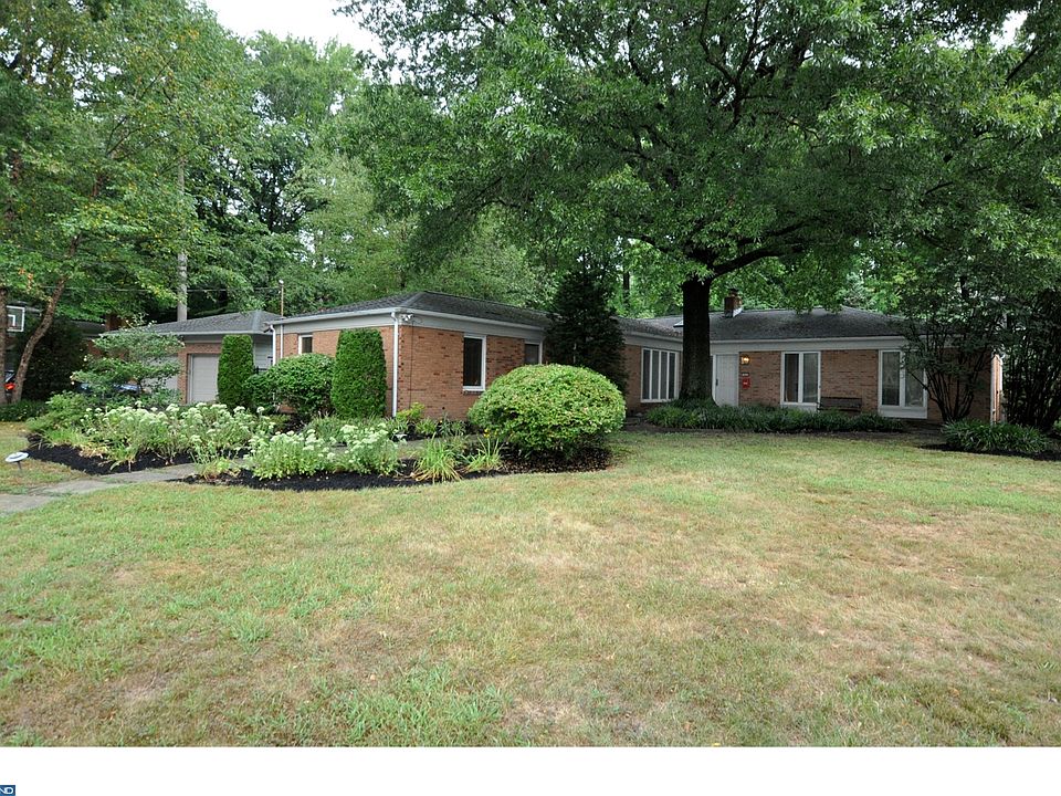 1st image of 1433 Georgian Dr