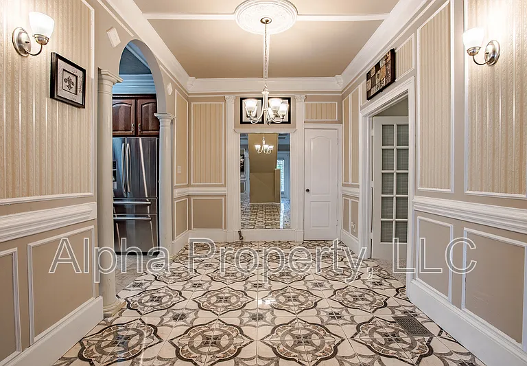 114 Edwards St — Photo 12