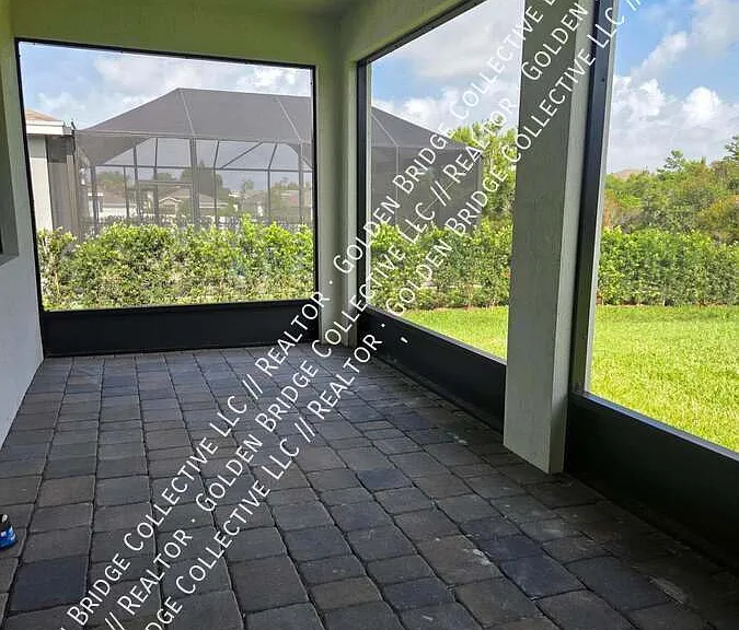 1949 NE Ocean Dunes Dr — Photo 9