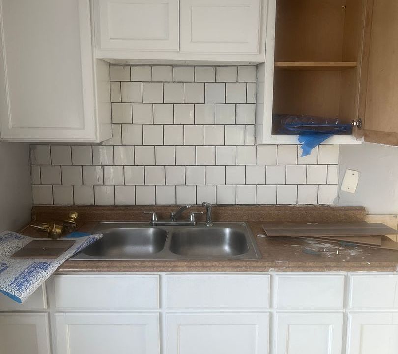 7747 Rosemont Ave, photo 3
