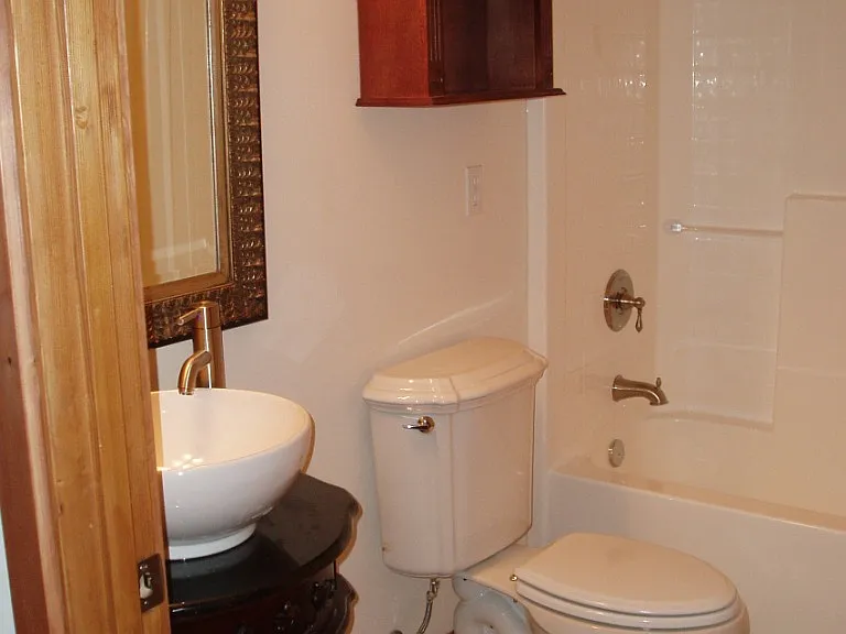 6819 Weedin Pl NE — Photo 8