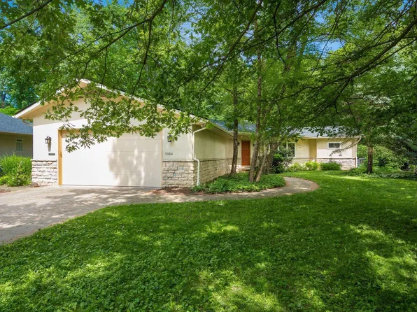 3984 Wynding Dr, Columbus, OH 43214