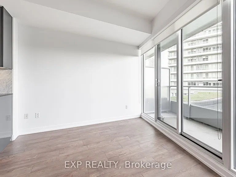 115 McMahon Dr #206 — Photo 12