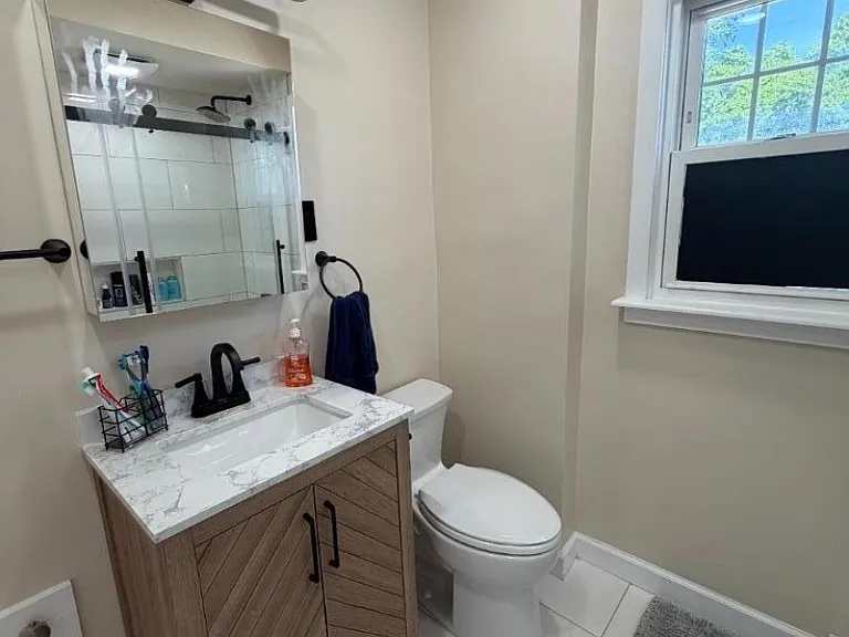 328 Newark Ave — Photo 16