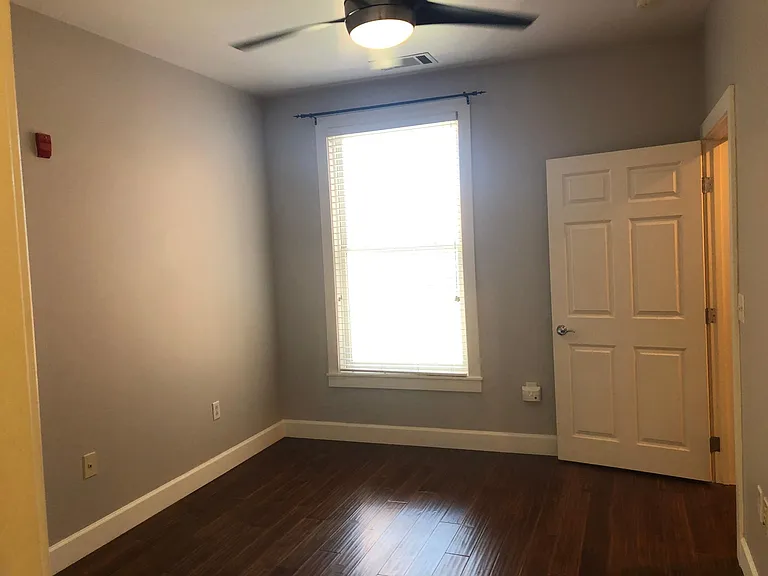 1630 N Clarkson St #402 — Photo 16
