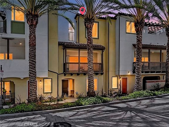 5th image of 3446 Doheny Way