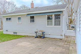 5th image of 202 Engle Dr