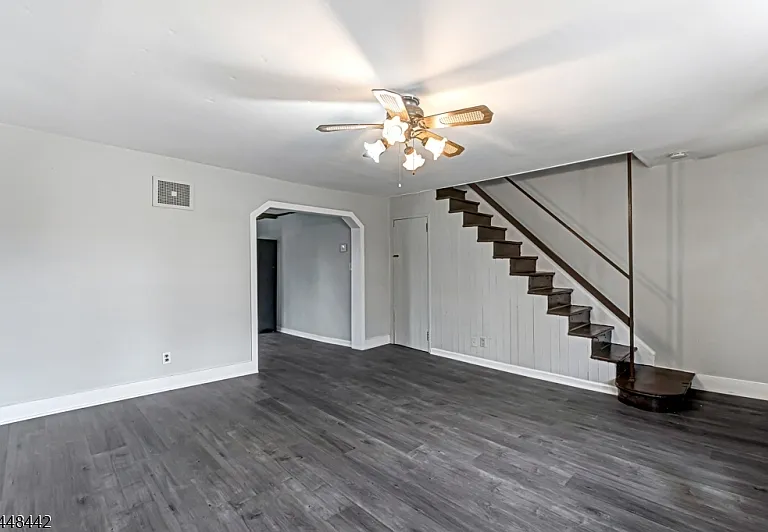 273 W Main St — Photo 4