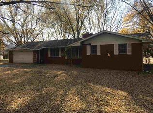 18701 9th Rd, Plymouth, IN 46563