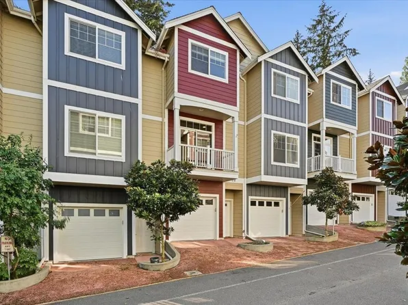 4804 215th Ln SW Unit 38, Mountlake Terrace, WA 98043
