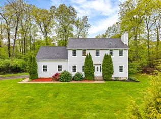 4 Fox Holw, Ledyard, CT 06339