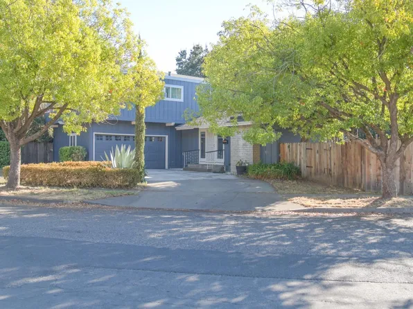 2083 Lernhart Street, Napa, CA 94559