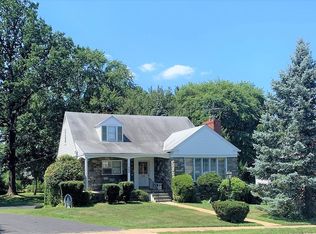 265 Waverly Rd, Morton, PA 19070