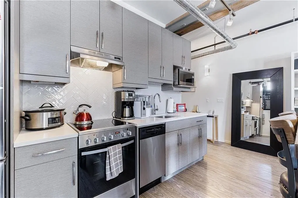 505 Market Avenue - 1 — Photo 2