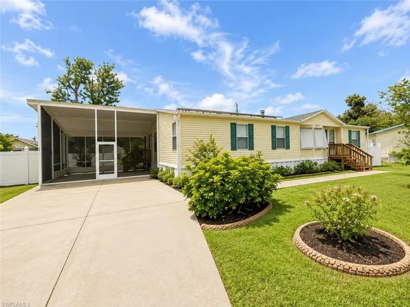 8269 Penny DR, NORTH FORT MYERS, FL 33917