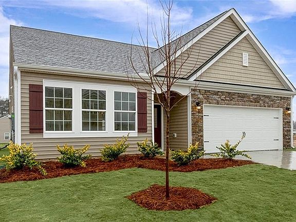 2nd image of 2932 Burgess Dr