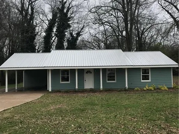209 3rd Ave, Winder, GA 30680
