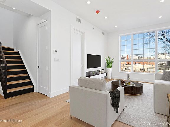 3rd image of 5-30 47th Ave #3A