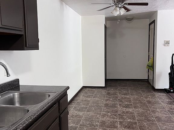 3rd image of 1274 Harvard Dr SE