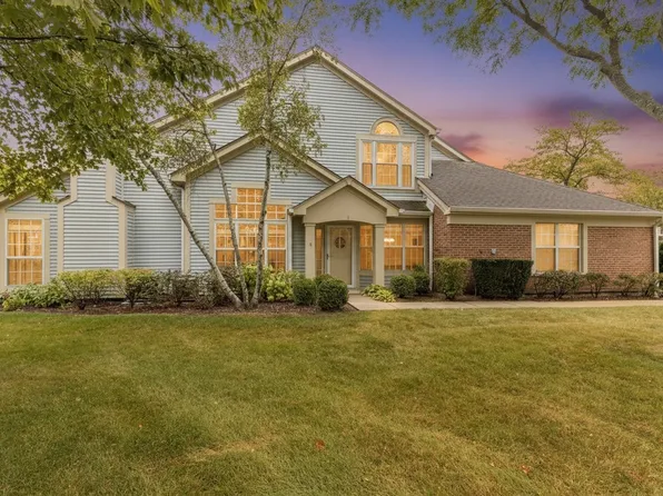 383 Aberdeen Ct Unit 1, Bartlett, IL 60103