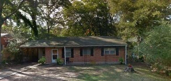 1st image of 450 Elmwood Dr