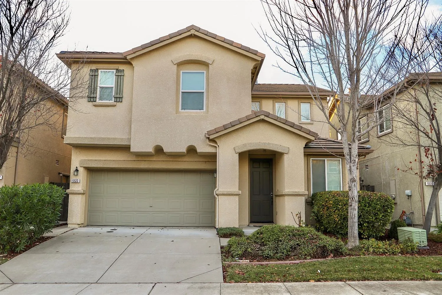 5523 Elderdown Way photo 1