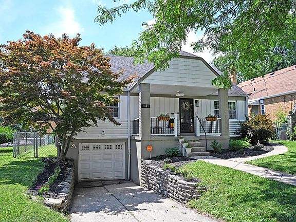 2nd image of 1141 Morado Dr