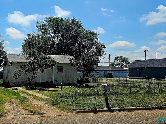 3rd image of 709 Cameo St