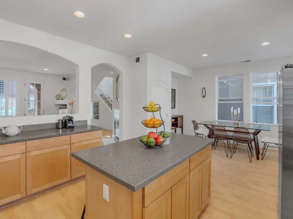 2030 Mary Helen Ln, San Jose, CA 95136