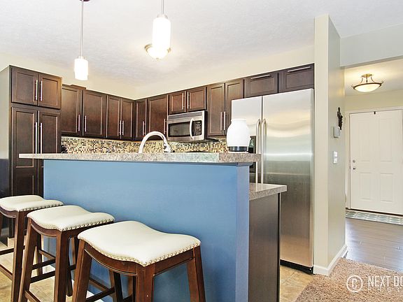 2nd image of 5697 Beyhill Dr NE