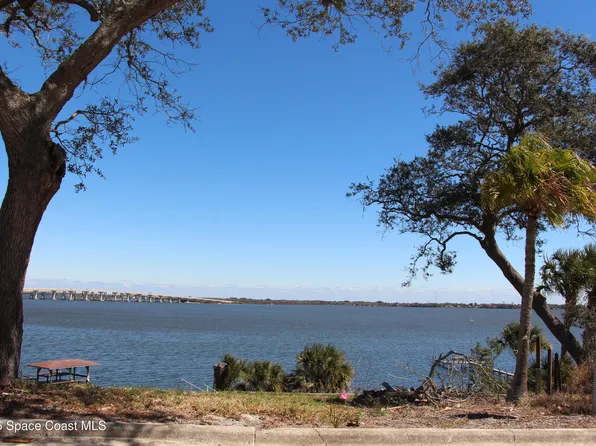 2514 N Indian River Dr, Cocoa, FL 32922