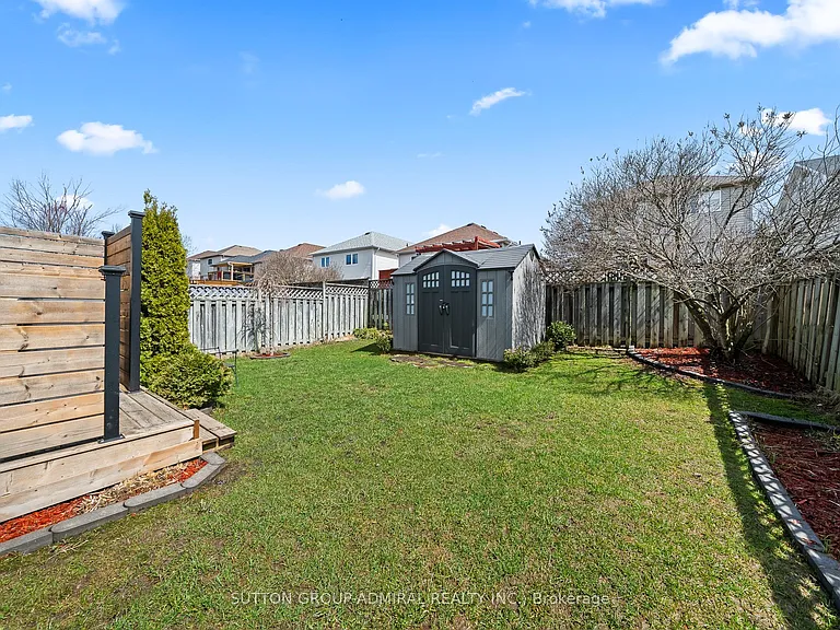 52 Moir Cres — Photo 32