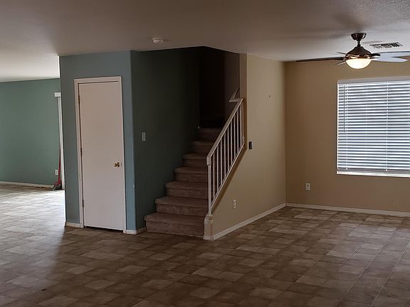 4th image of 5030 E Butterweed Dr