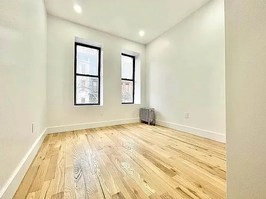 Rented by City Connections Realty | media 6