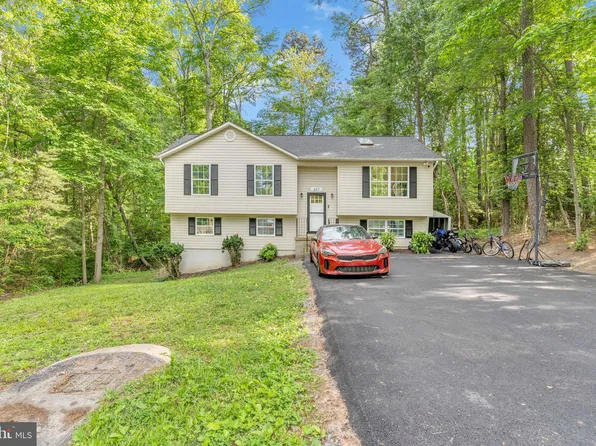 687 White Rock Rd, Lusby, MD 20657