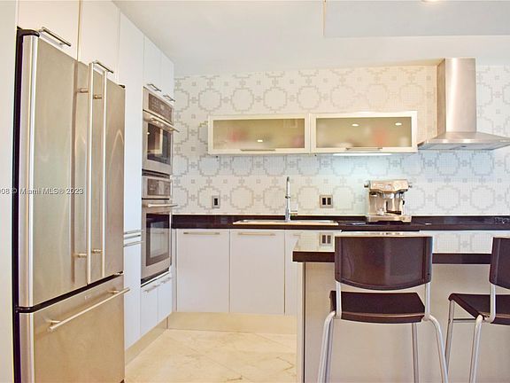 3rd image of 401 Ocean Dr APT 1120
