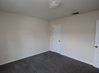 140 Lanier Dr #102, Statesboro, GA 30458