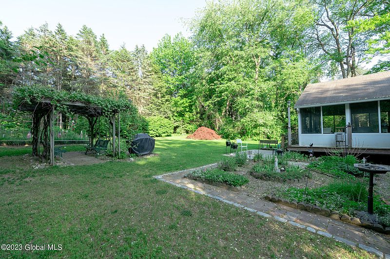 4th image of 161 Shaker Road