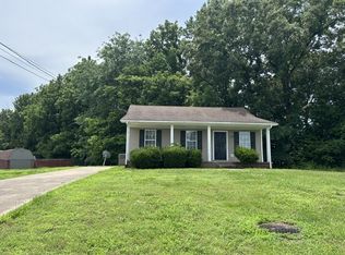 252 Ray Dr, Clarksville, TN 37042