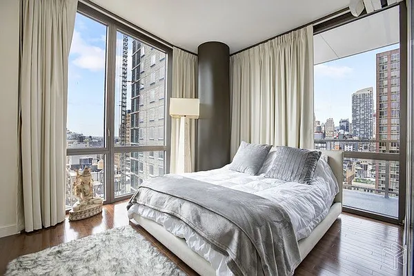 Rented by Halstead Real Estate | media 85